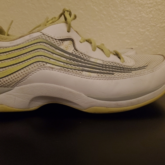 dansko running shoes